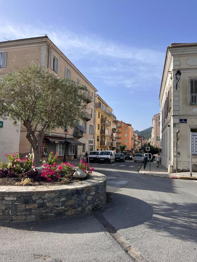 Joli F2 Centre De Corte Corte (Corsica)
